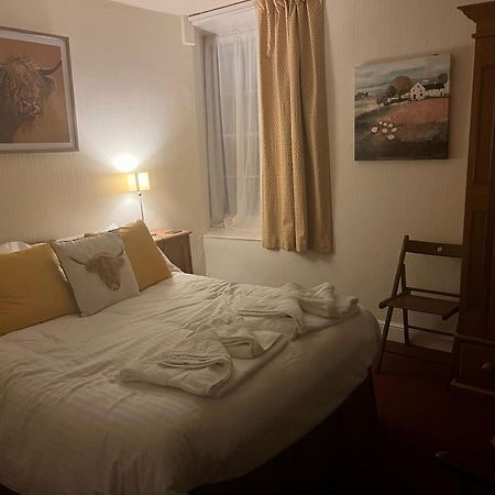 Thorverton Arms ภายนอก รูปภาพ