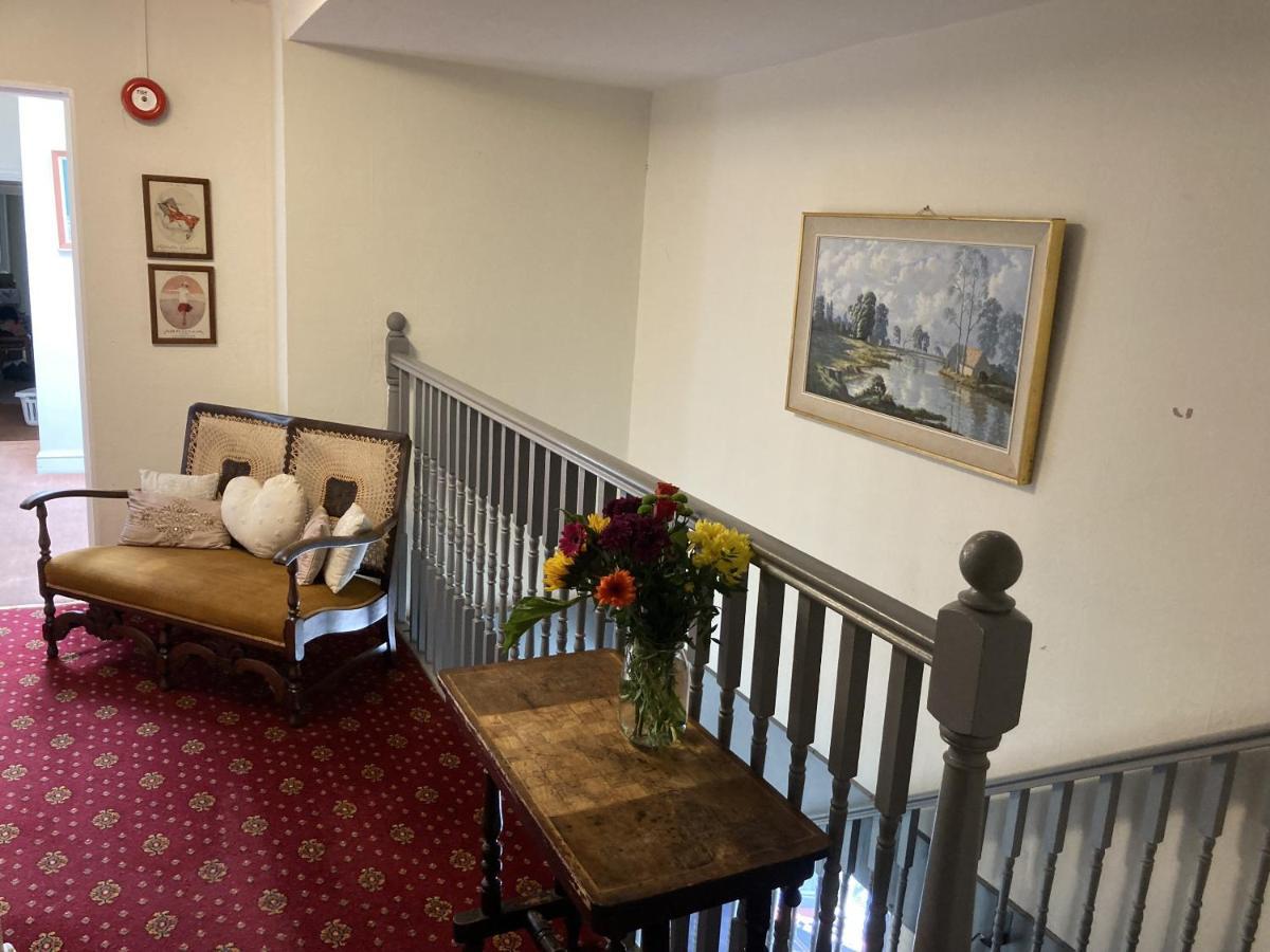 Thorverton Arms ภายนอก รูปภาพ