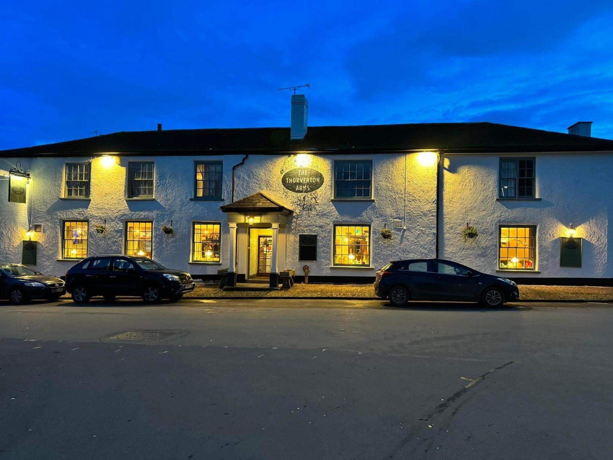 Thorverton Arms Hotel เอ็กซิเตอร์ ภายนอก รูปภาพ